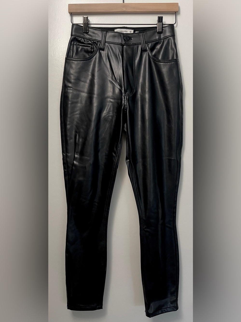 Abercrombie and Fitch Vegan Leather Skinny High-Rise Pants - Curve Love - Black